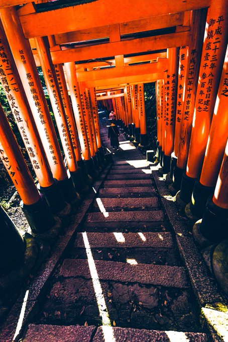 伏見稲荷のtwitterイラスト検索結果 古い順