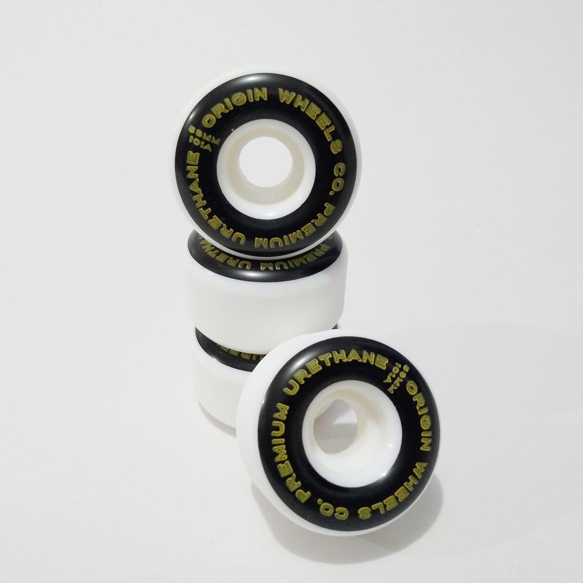 stuffsocoolph's tweet photo. ONHAND

P1200

Origin Wheels Co. “PORTER”
Size: 53mm
Hardness: 101A
ROUND CUT

#stuffsocoolph #originwheelsco #originwheels #skatebrand #skateph #philippineskateboarding #localbrand #filipinobrand #filipinoowned #support #supportsmallbusiness #supportlocal #davao #palawan https://t.co/wZmMpDA0J5