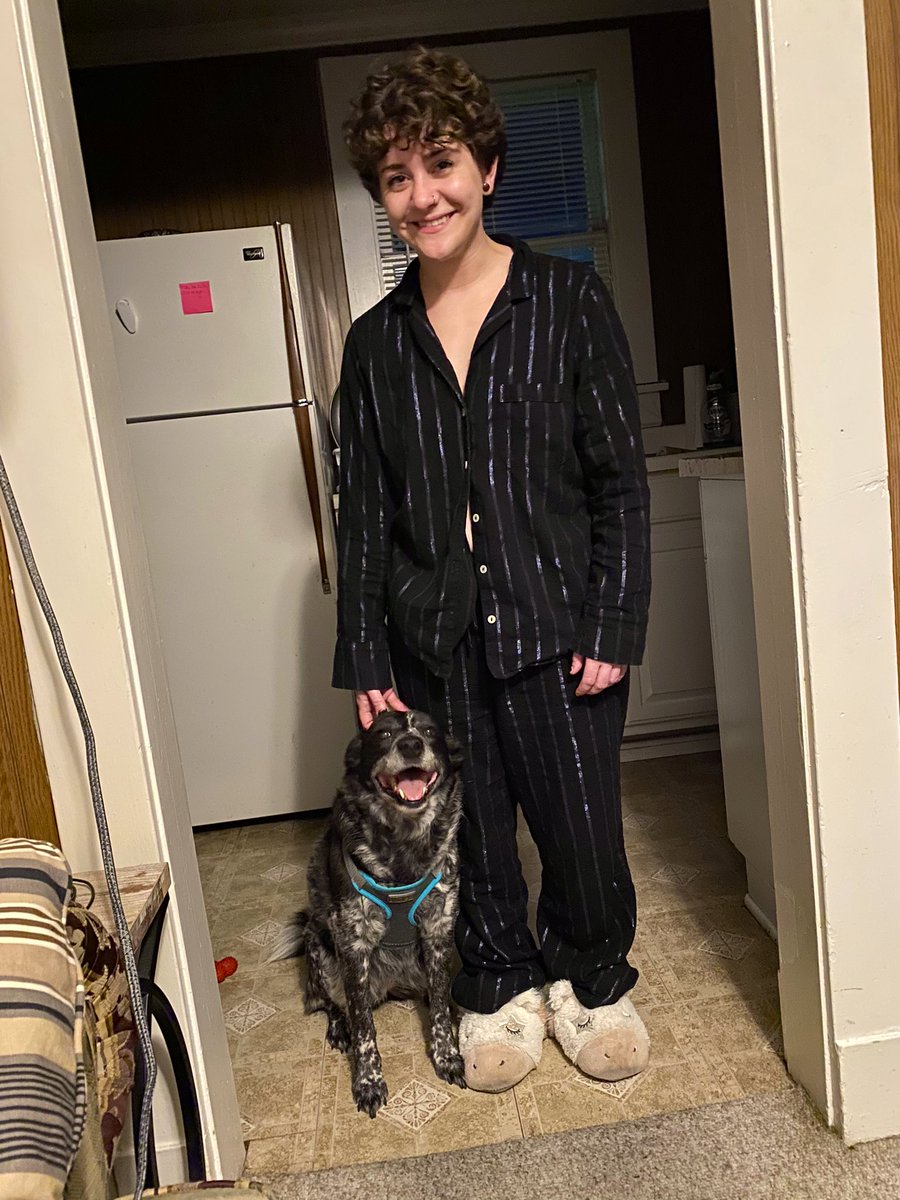 irmdaaworm's tweet photo. My other half 🐶 https://t.co/6MIanI2874