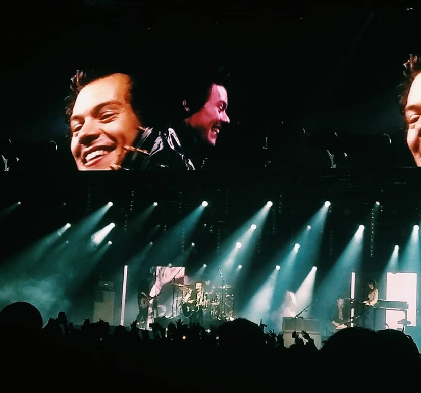 bru. HOJE tweet media