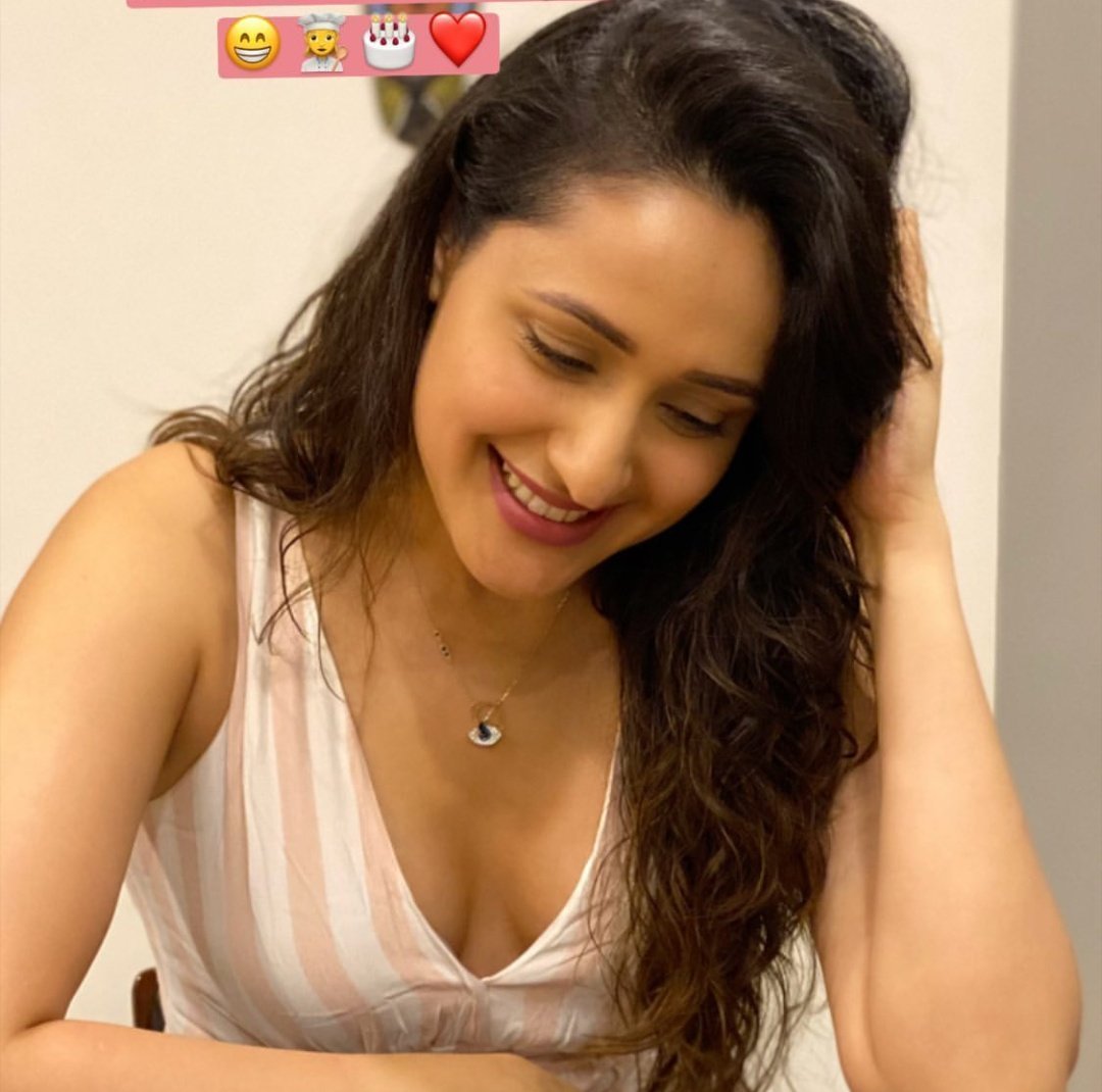 EbVMGeuU8AAfjOI?format=jpg&name=medium