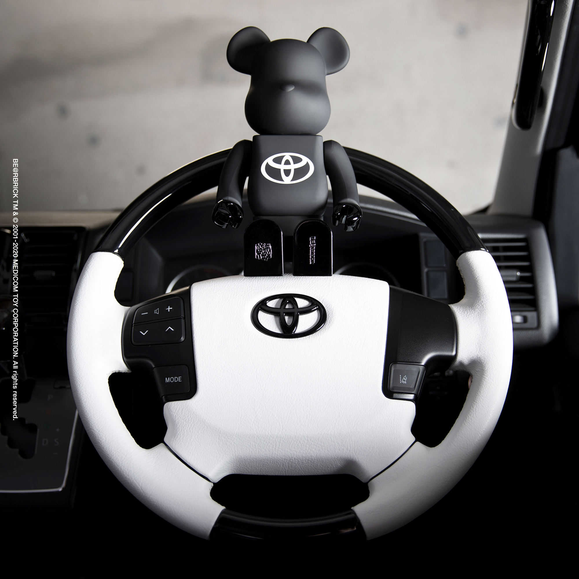 ❤同時購入特典付き❤ TOYOTA トヨタ ベアブリック 1000% 未開封