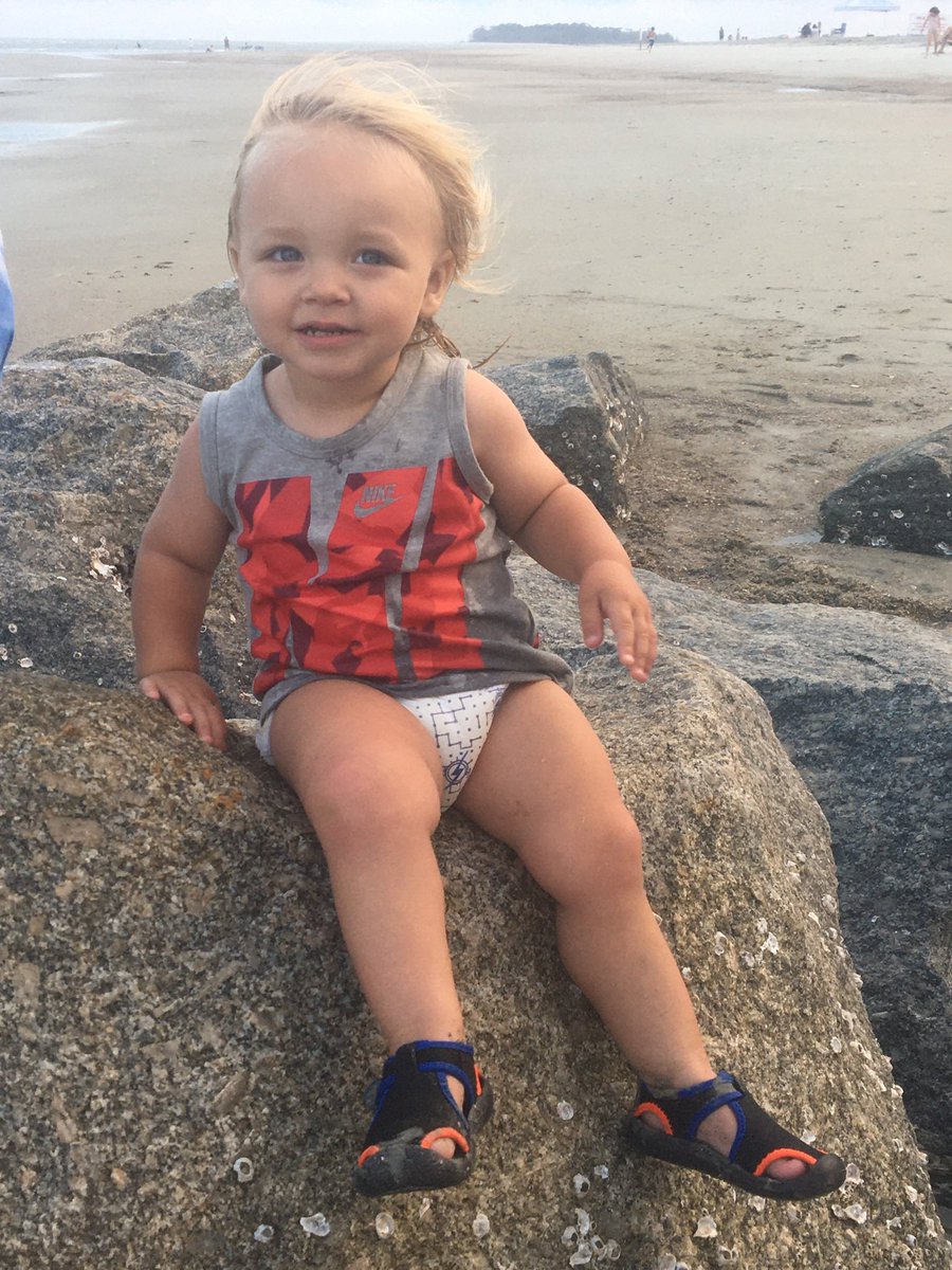 SBChaf25's tweet image. Quarantine Vacay 2020 #lateposts