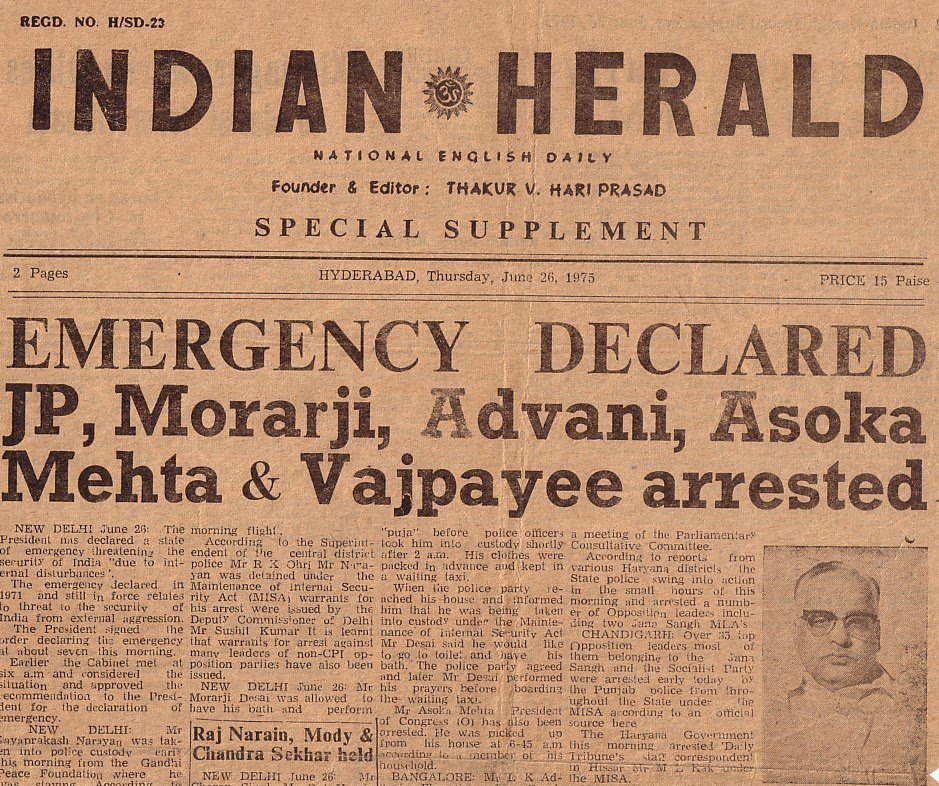 BlogNews19's tweet image. The fundamental rights that every Indian obtained from the Constitution were strangled. More opposition leaders were arrested. Elections for both state and central assemblies were suspended. Press was censored. Even the common man was not spared. #Emergency1975HauntsIndia