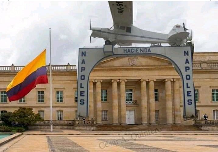 sergiortegaz's tweet photo. #DuqueVeaSumerce La casa de narquiño
#AntiUribistaSigueAntiUribista
#AntiUribistas
#antiuribistassigueantiuribistas https://t.co/BgtQvdxzA9