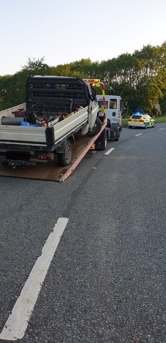 NYorksRPG's tweet photo. 2/2 ... where two more #bloodsamples obtained & submitted to the lab for analysis. Occupants to be interviewed in the am about several offences #moreupdatestofollow #RTC #RoadSafety https://t.co/jisUAD0qZI