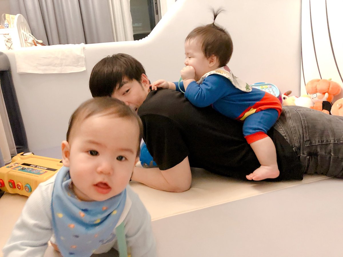 Beamkawee's tweet photo. เราอาจจะเกิดมาเพื่ออยู่ตรงนี้ ทำสิ่งนี้ก็ได้ 😁 #beamoiltwinbabies https://t.co/CGtn6HWt9L