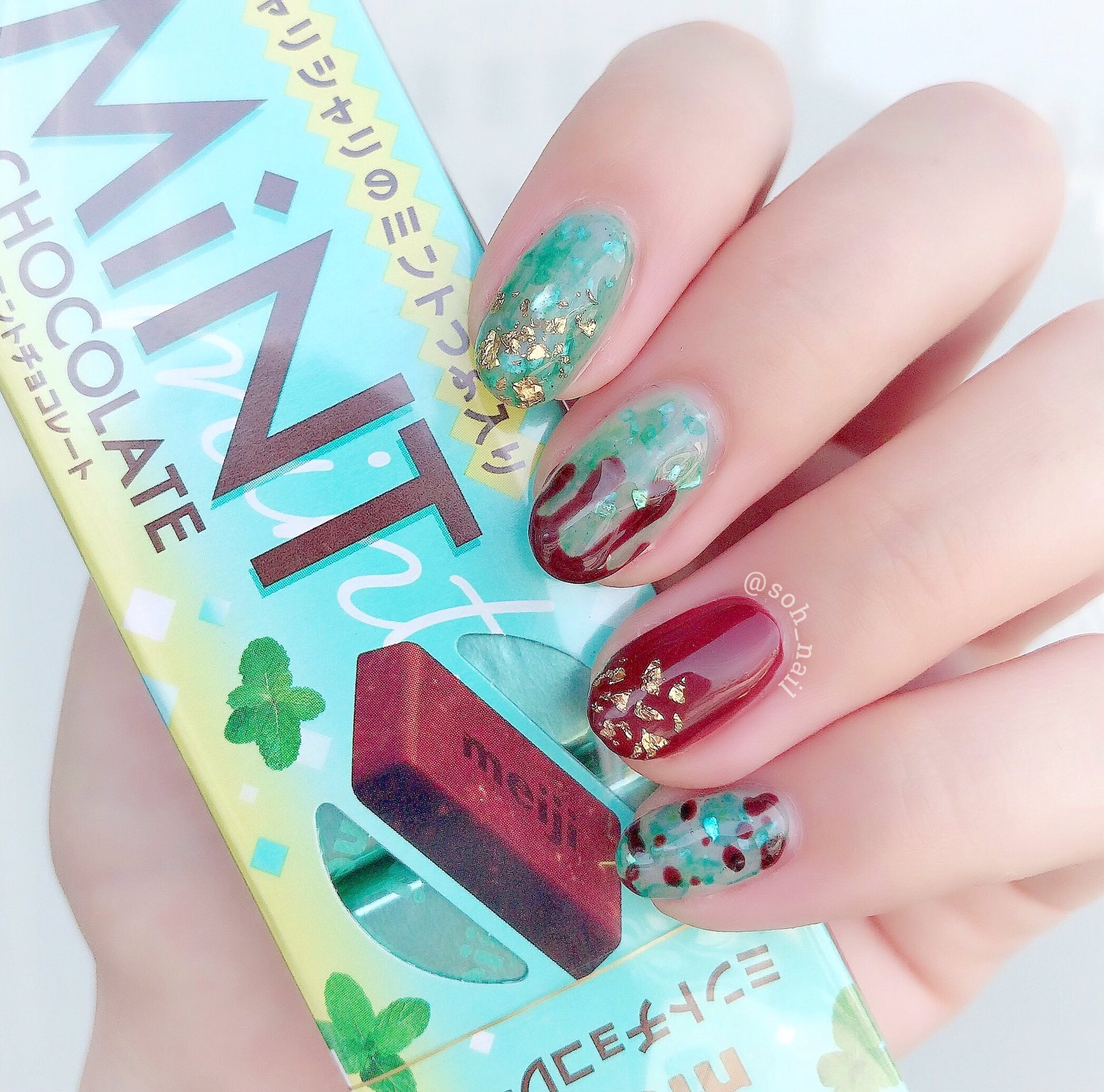Soh ネイル垢 New My Nail こんにちは チョコミン党です 己の欲求趣味を思うがままにぶつけられるネイルが大好きです 爽やかなアイスミントグリーンにチョコソース チョコミントネイル ˆoˆ この時期はチョコミントのお菓子がたくさん出るので