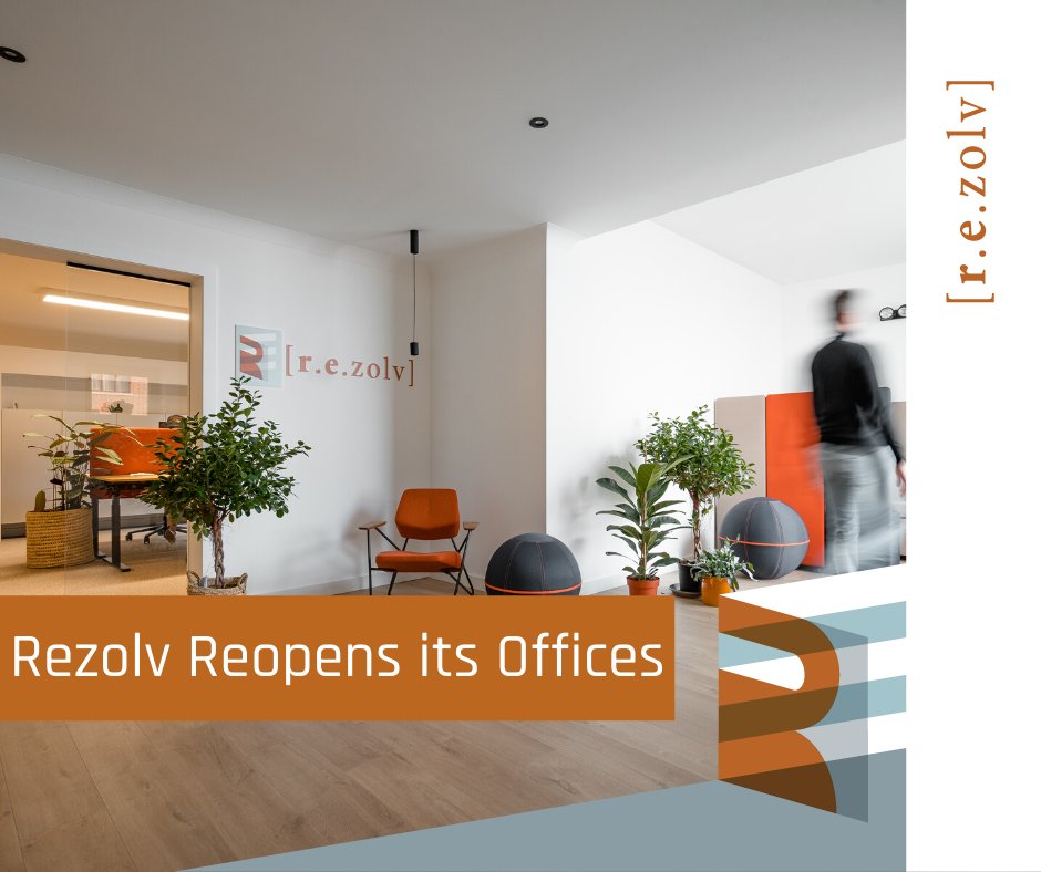 rezolv_be's tweet photo. ✴️ Our offices are available for you again! ✴️
Explore our opportunities for co-working, meetings, or workshops. 
👉 https://t.co/lrKtuxkfCZ

#office #coworking #meetingroom #workshop #workspace #rezolv #joinus #kantoor #werkplek #tehuur #consultant https://t.co/MbDqqpQulN
