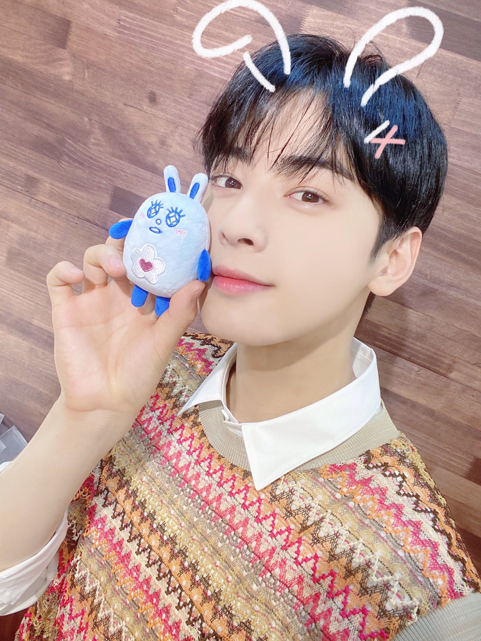 クラシック チャウヌ あたえる アストロ ASTRO ヌンヌ ぬいぐるみ ロロハ アイドル
