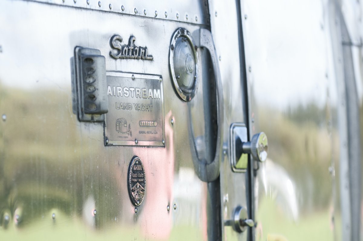 Shiny summer days ahead! #glampingisgoodforyou! 😀❤️
#vintagevacations #theuksoriginalairstreamholidays #isleofwight  #vintagecaravan #vintagecaravanpark #vintageairstreampark  #glamping #isleofwightglamping #iowglamping #sixteenyears #glampingisleofwight #isleofwightholidays