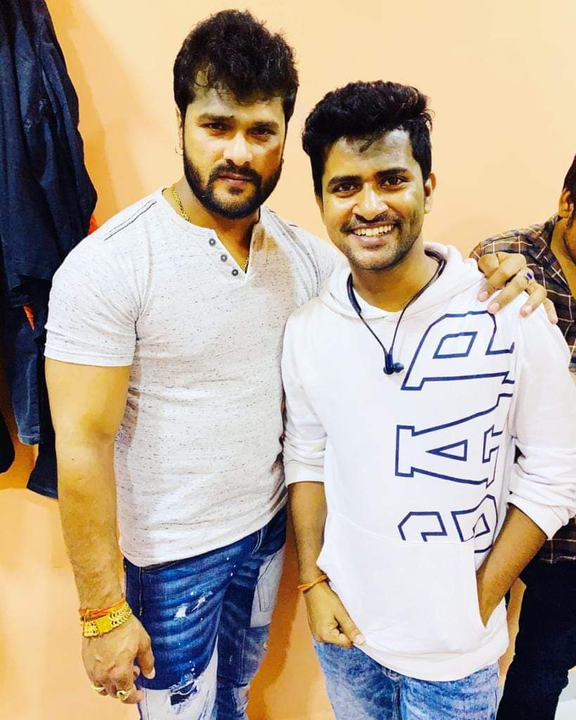 RahulCe93434328's tweet photo. #SupportKhesariForBollywood https://t.co/ByfUSAoNam