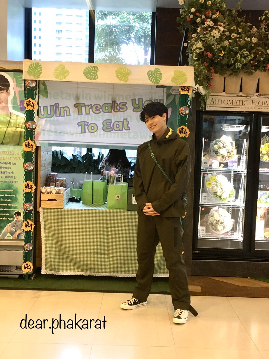 llittlemd's tweet photo. มาสมัครงานแหละ แต่บังเอิญเจอน้องวินพอดี อุแง น่ารักกก 55555555555 #winmetawin #คูมกาตุ่ย https://t.co/5JPIUmDThH