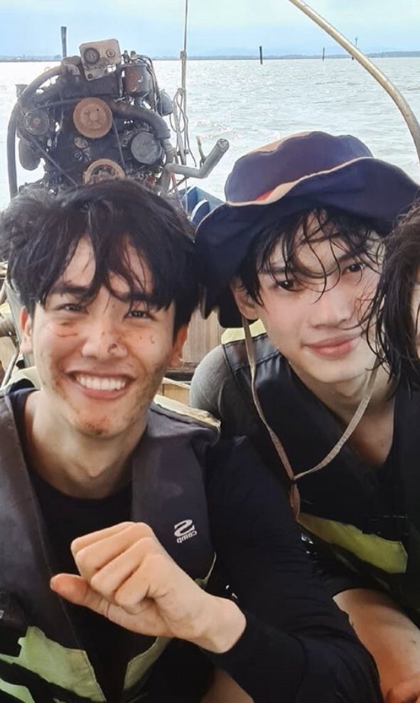 rich_rista's tweet photo. @Tawan_V น่ารักเนอะ พี่เตกับนู๋วิน https://t.co/dmToUiCDT7