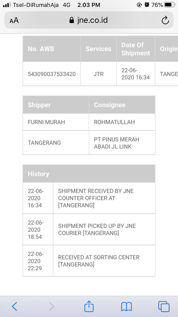 Hanifahniahani's tweet photo. @JNECare Sudah di tracking masih belum berubah statusnya sejak tgl 22 june. Kalau estimasi 3-4 hari berarti harus sudah sampai tgl berapa kak dr 22 june? https://t.co/v2f6BbBMo2