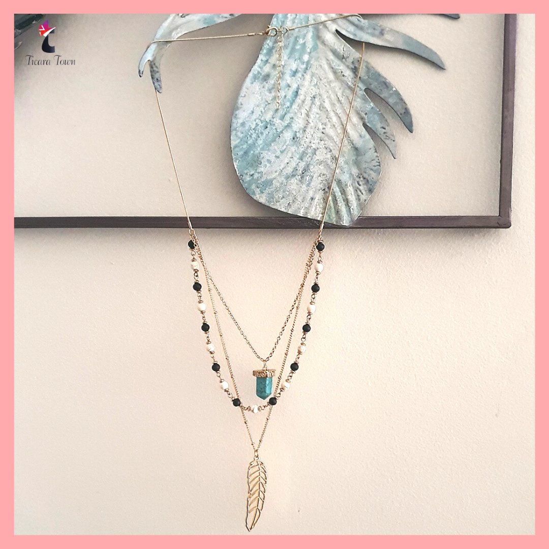 ticaratown's tweet photo. 🎵 “But I feel better when I’m dancing, yeah yeah”
Ft. Tranquil Earrings (Shop link in Bio)
.
DM for enquiries/bookings⠀
#ticaratown #delhi #necklace #indianfashion #trendingfashions #jewelry #indianjewellery #punjabijewellery #punjabiweddings #LongNecklace #jewellery #india https://t.co/VOqRjj7Eh0