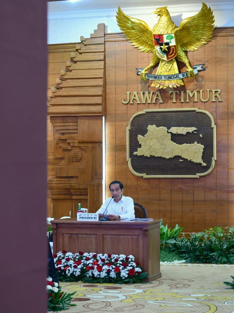 Tingkat penularan Covid-19 di Jawa Timur masih tinggi, tapi angka kesembuhan pasien juga tergolong bagus. 

Untuk itu, saya meminta ada sinergi dan integrasi di antara gugus tugas, provinsi, kota, kabupaten dan seterusnya sampai ke rumah sakit, desa dan kampung.