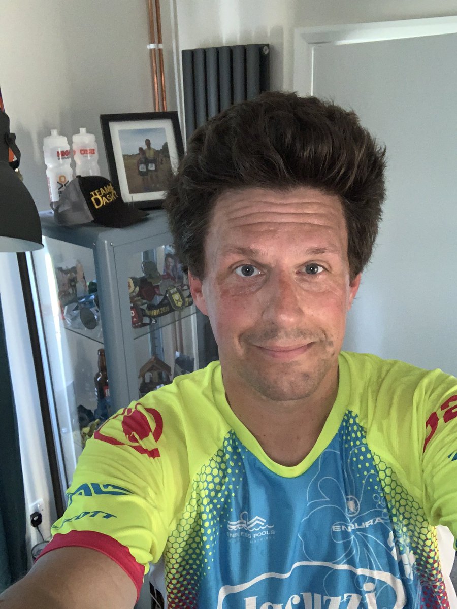 TeamDash_Dashy's tweet photo. Great ride on @GoZwift with @bikeonscott @TriathlonKim @karlv75 #zwift #TeamDash #scott #ride #bike https://t.co/nXx1LzfCAq