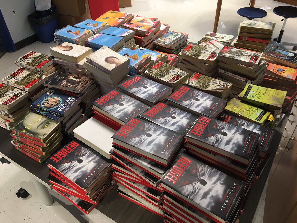 Dumbarton MS Library tweet media