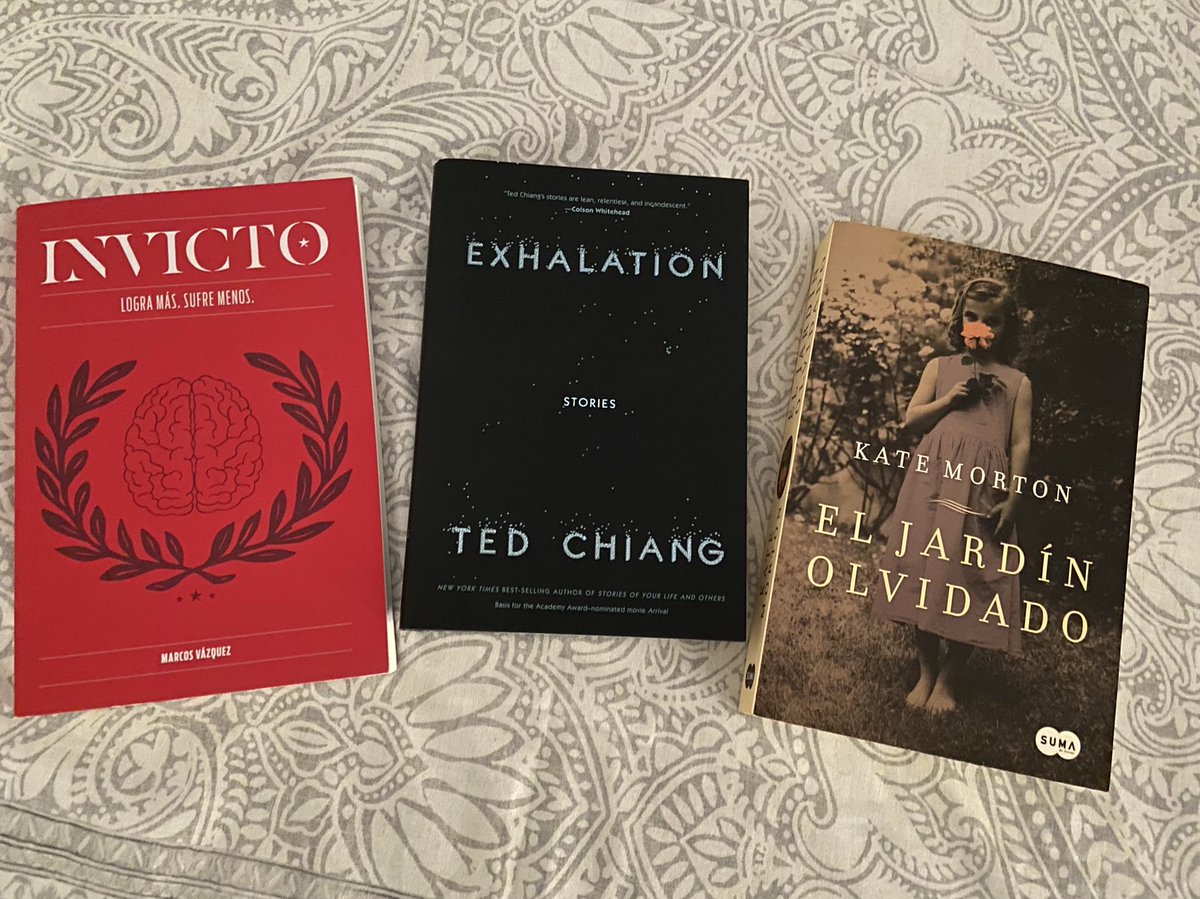 narciso_marin's tweet image. Ya tengo selección de libros para la desconexión tecnológica. Uno nuevo (#Invicto) uno prestado (#Exhalation) y uno que dormía demasiado tiempo en la estantería (#ElJardínOlvidado) ¿Los conoces? ¿Algún comentario sin espoilers? Jeje