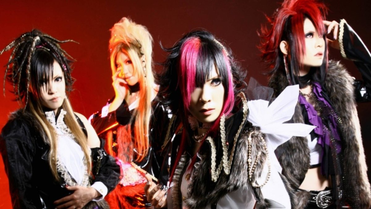 If you haven't noticed by now, all these bands are fully male. Vkei is unfortunately extremely male-dominated, with female bands (or even members in general) being few and far between. I can really only think of exist trace, DANGER GANG, GANGLION and Aldious for all-female bands.