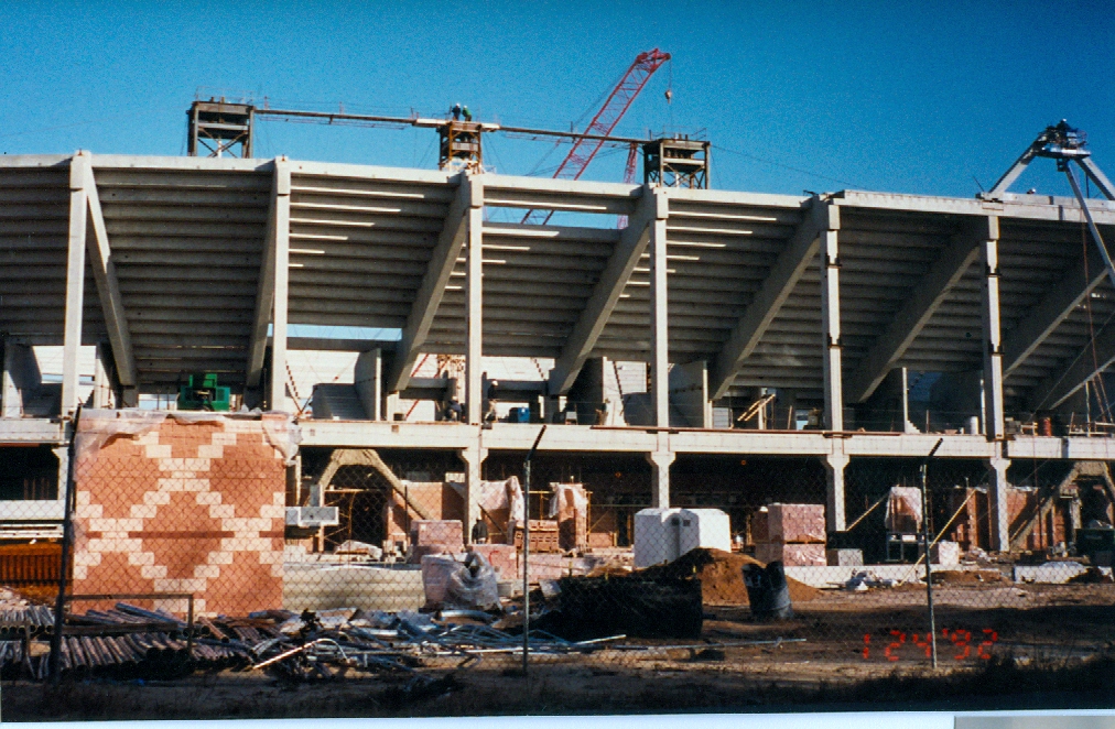 NChasColiseum's tweet photo. #TBT...
We're throwing it WAY back to 1991 when construction on the #NChasColiseum first began! Groundbreaking began in 1991 with an estimated completion time of 20 months. After just over 20 months, we finally opened our doors on January 29, 1993!
#NChasHistory https://t.co/pej3yWE0rc