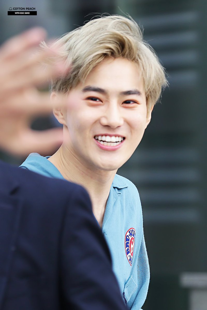 DO__Dew's tweet photo. 219 days for D.O❤️
169 days for Xiumin❤️
603 days for Suho❤️
 #억소사랑하자 #EXO #DO #dokyungsoo🐧 #exok #exo_l #kai #suho #sehun #baekhyun #chanyeol #lay #xiumin #chen #Jongdae   #Delight #LIT_LayZhang #Candy3rdWin #ProtectThatsOkay https://t.co/PwXwm3I05Z
