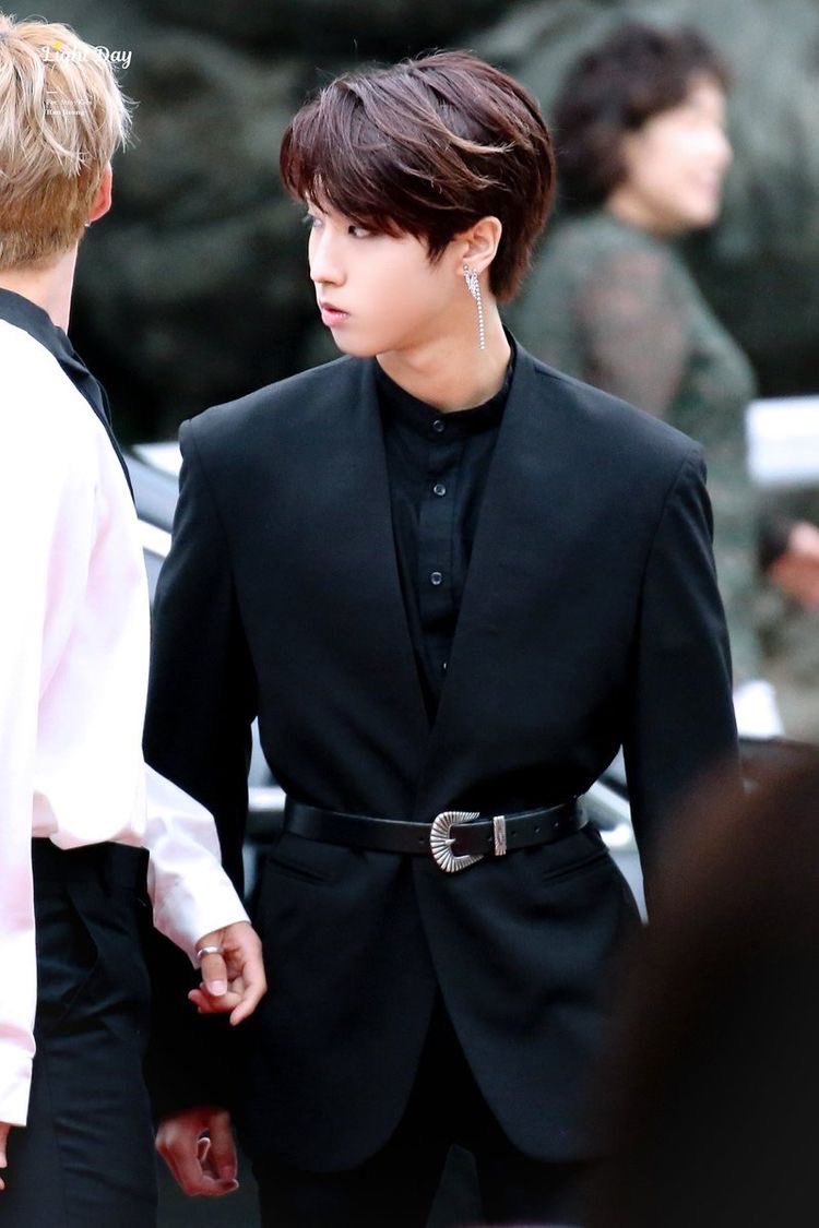 — if han jisung was a prosecutor; a lawful thread  #StrayKids    #skz