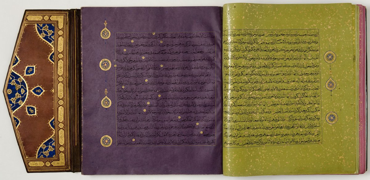 The most similar Timurid Qur'an to the one being sold today by  @ChristiesInc is the example at the Detroit Institute of Arts, purchased by them in 1930. It's larger than the Christies copy, but the colored paper has gold flecks only, not illustrations. https://dia.org/art/collection/object/quran-49203