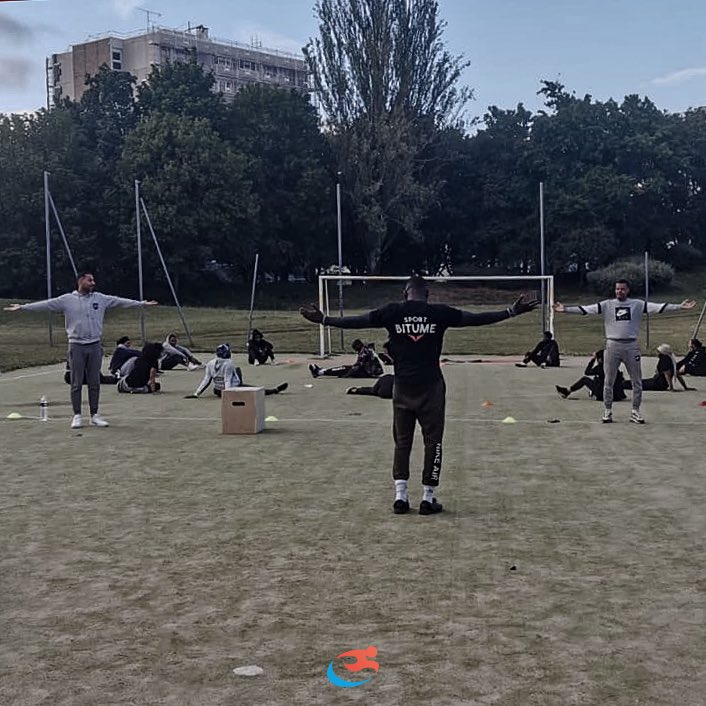 #SportBitume, c’est parti ! Les beaux jours arrivent et c’est la période idéale pour se remettre au sport ! Au programme, du crosstraining et des ateliers sportifs, tout ça avec un même objectif : associer le sport à l’insertion professionnelle ! 🧠💪