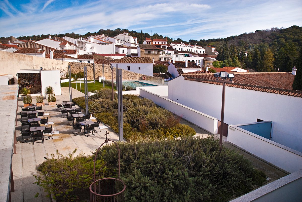 Descubre los mejores planes y alojamientos en plena naturaleza para el verano de la nueva normalidad 👉🏽
eljoventintero.com/post/planes-y-…