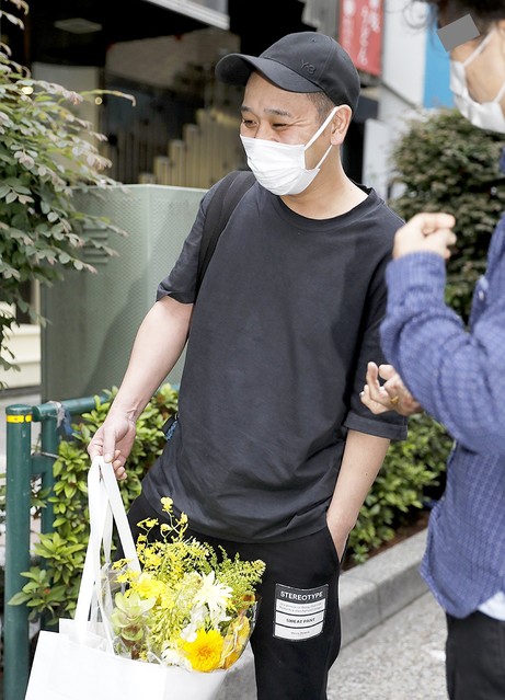 免許のない大悟 志村けんの愛車を買う 車は完全なるオブジェ 話題の画像プラス 免許のない大悟 志村けんの愛車を買う 車は完全なるオブジェ 話題の画像プラス