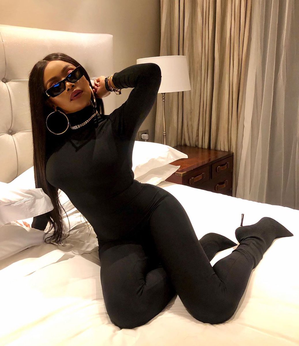 TeamBforce's tweet photo. Happy Birthday To The Queen #33YearsOfBonang ❤🍾 @bonang_m https://t.co/rmdtogsg9J