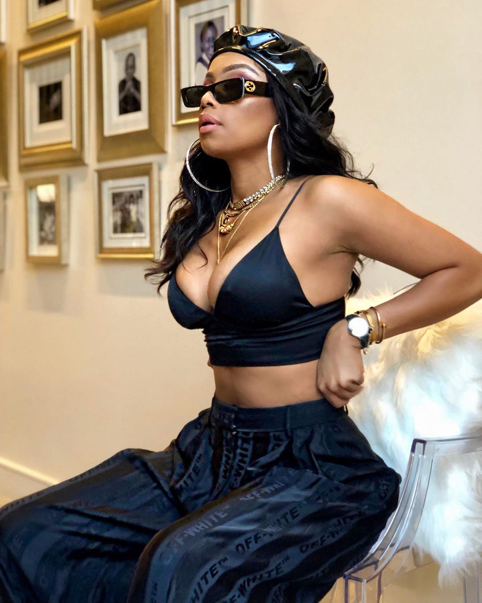 TeamBforce's tweet photo. Happy Birthday To The Queen #33YearsOfBonang ❤🍾 @bonang_m https://t.co/rmdtogsg9J