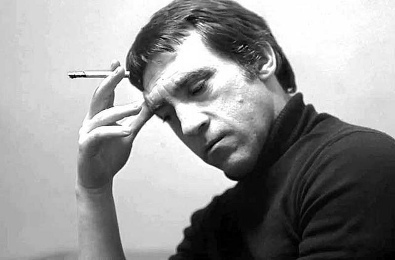 evgenyrekhter's tweet image. «Подымайте руки, в урны суйте
Бюллетени, даже не читав.
Помереть от скуки! Голосуйте,
Только, чур, меня не приплюсуйте –
Я не разделяю ваш устав!»

Владимир Высоцкий, 1966 г.