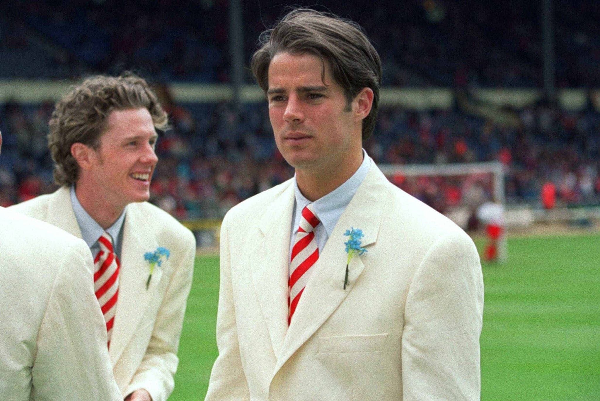 Happy Birthday to former Liverpool, Tottenham and England legend Jamie Redknapp. Still love those suits! 