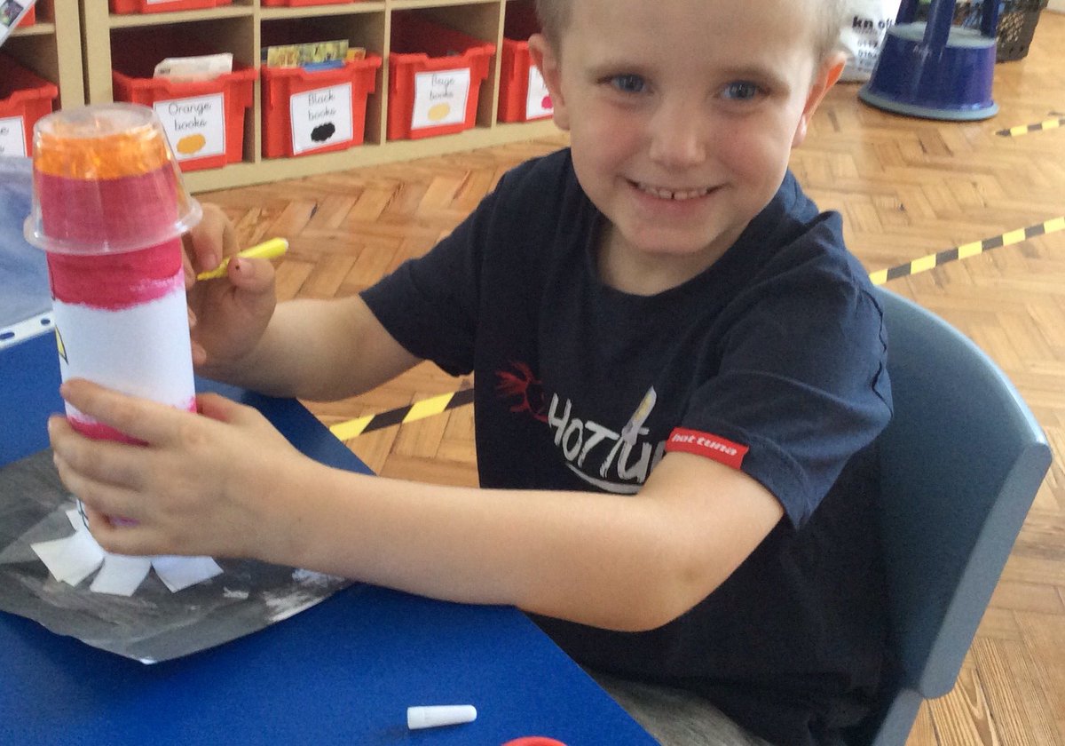 Beaconrise1's tweet photo. 1Z have been making lighthouses too - they are amazing! https://t.co/7R21pQH4Av