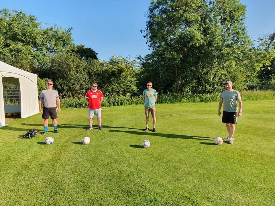 SwindonFamilyGolf tweet media