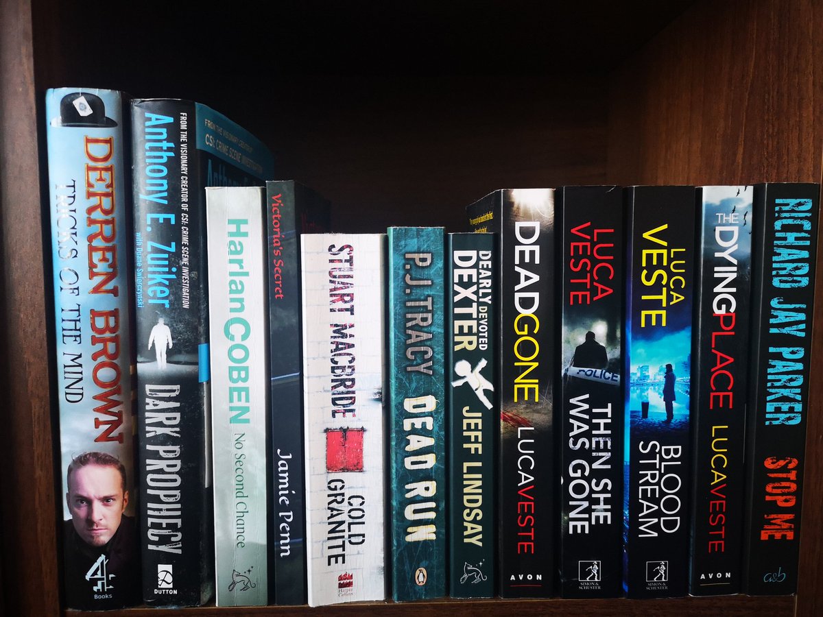 jamiethepenn's tweet image. I am amongst good company today.

@DerrenBrown @swierczy @StuartMacBride @LucaVeste @dexterjeff