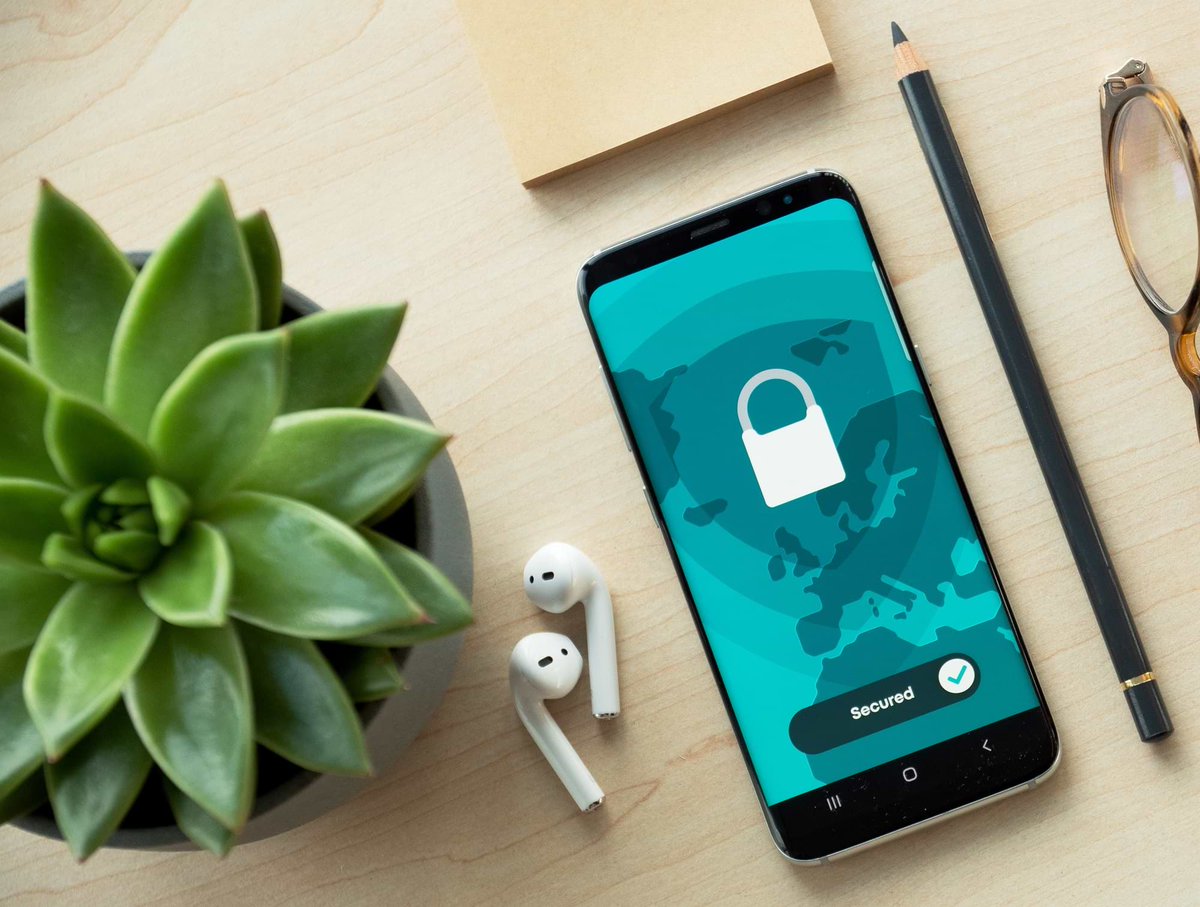 Définition #SecOps &amp; DevSecOps sublimeo.com/secops-devseco… Qu'est ce que SecOps et quels sont ses avantages pour la sécurité des systèmes d'information ? Focus sur l'évolution DevSecOps (DevOps + SecOps)