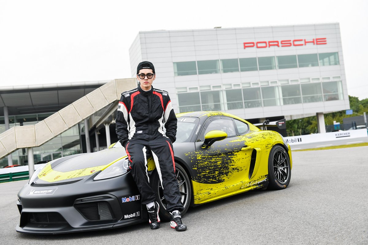 photo Kris Wu Racing porsche motorsport asia pacific on
