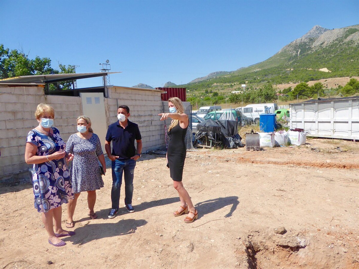 📣El Refugio de Animales de <a href="/LaNuciaES/">La Nucía</a> se ampliará con 2 Parques Can🐶🐶Desde el Ayto. hemos cedido a <a href="/Pro_Ani_LaNucia/">Protectora La Nucia</a>✅🐕una parcela municipal de 600m2 para la creación de estas zonas🔝en las que los perros podrán jugar y correr!😃👍🏻 #FentPobleFemFutur
👉🏻 lanucia.es/Refugio-Animal…