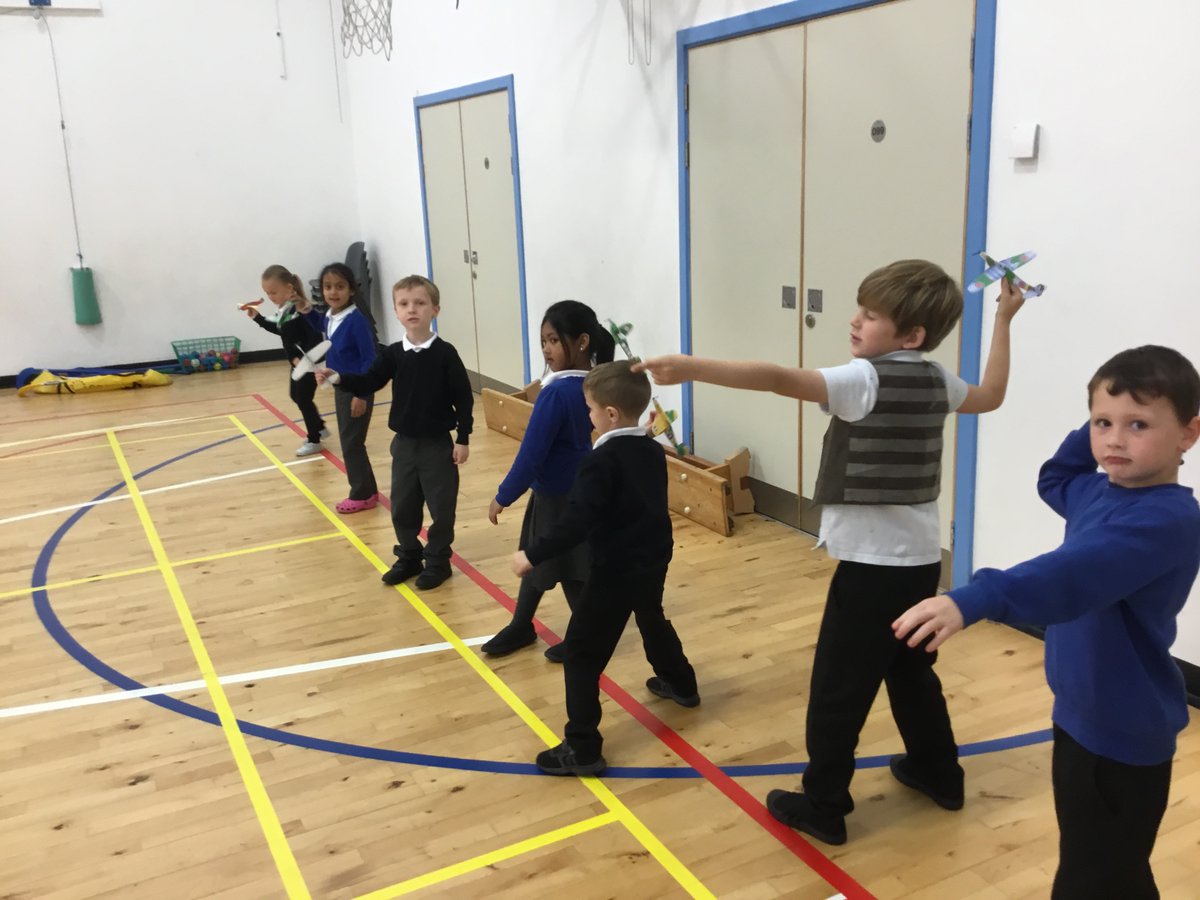 BpsEdie's tweet photo. This year has flown by (pun intended). I remember when we had an airport in our role play area and had a go at making our own mini planes. We then raced them in the hall. It was so much fun that Eamon and Mrs Reid joined in! https://t.co/WgAl5UKOZk