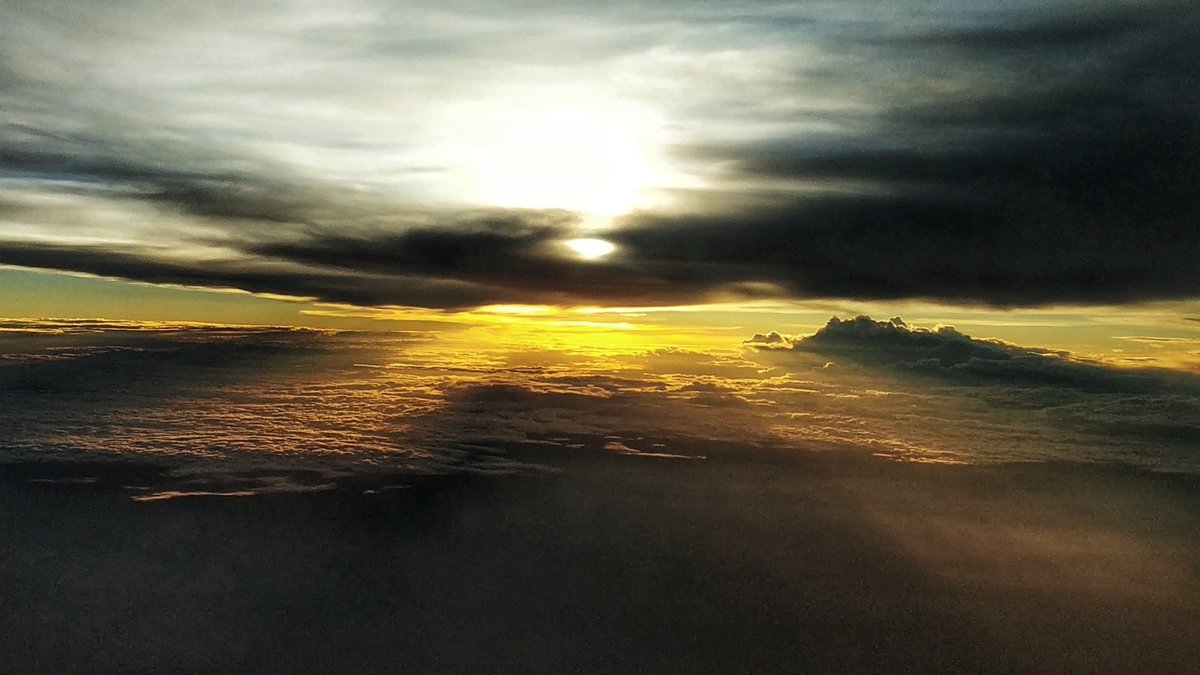 The thrill of watching the sunrise from plane, well before the people on earth could see it is just an.."Out of the world experience" #mynortheastclix  #shadesofsun #assam #NorthEast  #everydayNEIndia  #photographer  #sunrisephotography  #aviationphotography