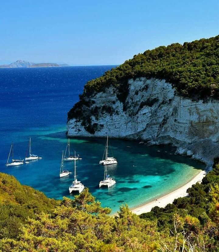 elenatsampi's tweet photo. #Atokos #Ithaki #Greece https://t.co/5zot1l7jPr