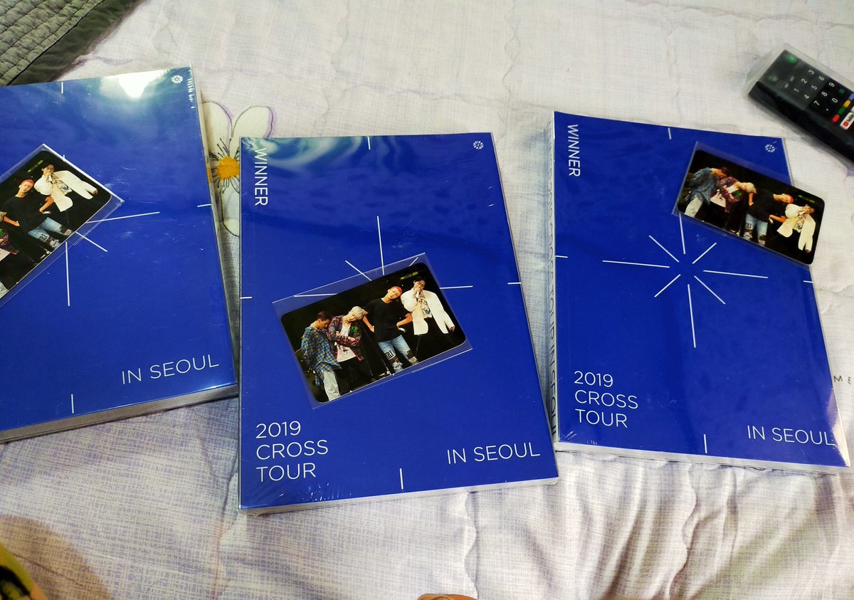hevn189's tweet photo. bumili ng dvd, wla namang dvd player😂 thanks @MinoYoonLOVER #winnercrosstour https://t.co/wCGnbgg6oo