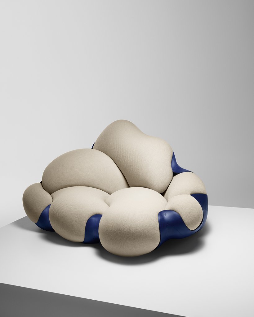 Louis Vuitton on X: The Bomboca Sofa and the Cocoon Chair by the  #CampanaBrothers. For their #LVObjetsNomades, the Brazilian design duo  imagined elegant and unexpected places to sit. Discover #LouisVuitton's  collection of