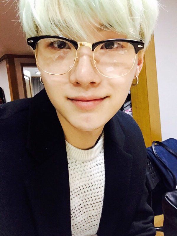 yoongi wearing glasses ~ a thread