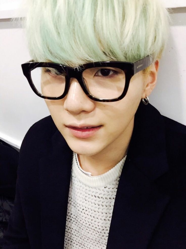 yoongi wearing glasses ~ a thread