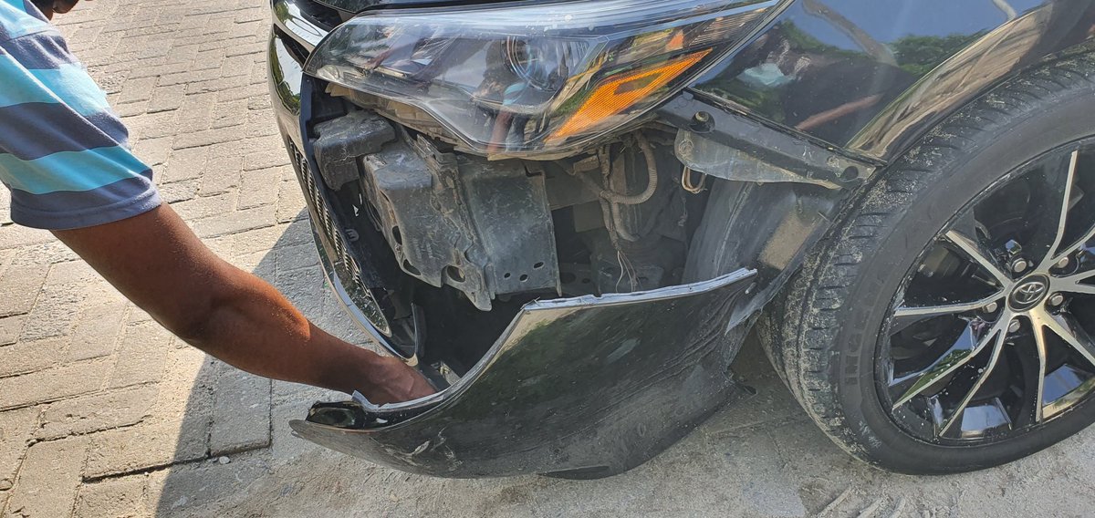 So yesterday, I had a humbling experience. Trying to cautiously enter Admiralty Road after sending some items at GIGL. I was unaware a car was driving one-way. The next thing I know, it rips off part of my bumper. The Uber driver who was about to pay for his stupidity. I wasn't f